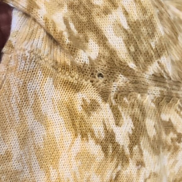 Talbots Animal Print Cardigan Sweater Crop Sleeve Button Front Petite Size Large - Picture 10 of 11